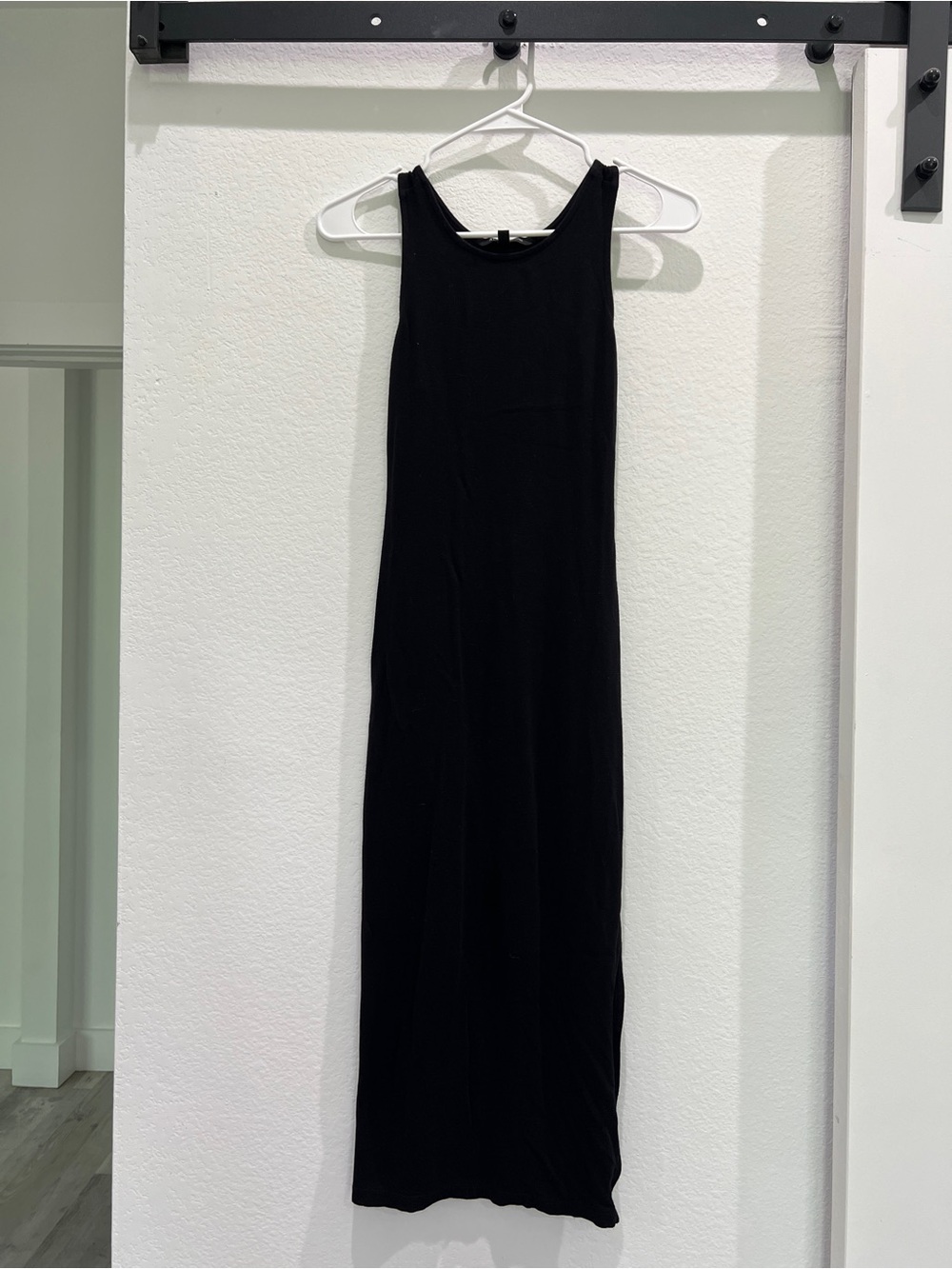Black Sleeveless Maxi Dress